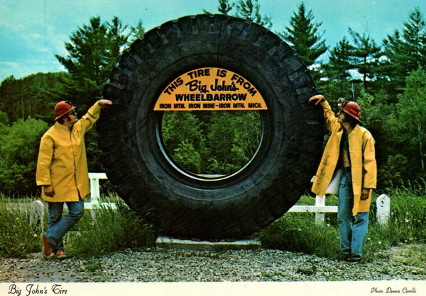 Iron Mountain Iron Mine - Old Postcard View (newer photo)
